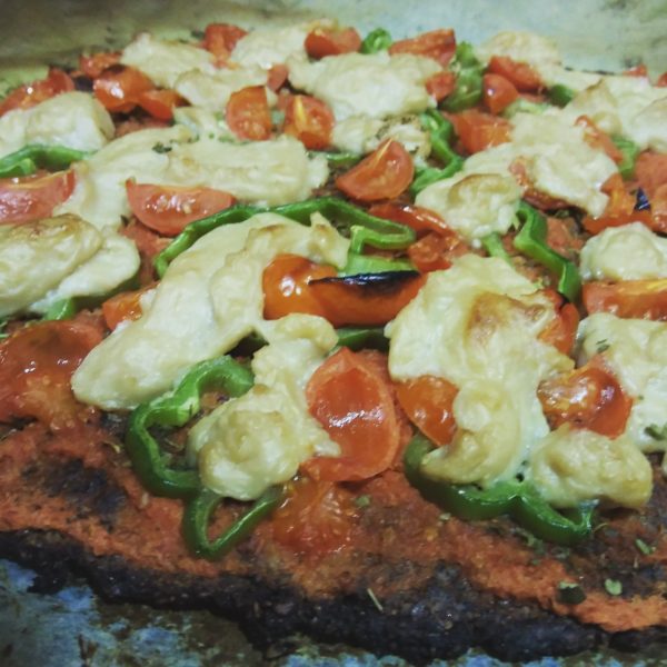 Vegan cauliflower pizza