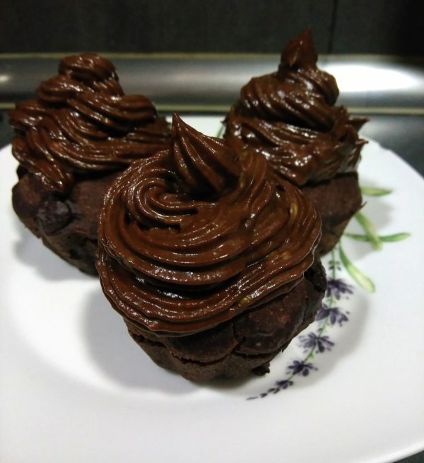 Chocolate and mint avocado-based frosting